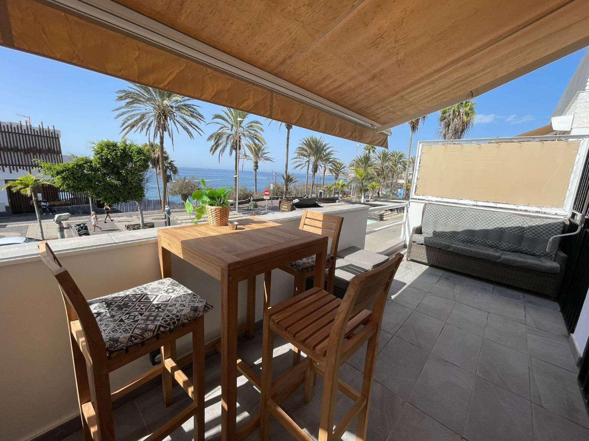 Front Of A Beach Aircon Las Americas Costa Adeje Πλάγια ντε λας Αμέρικας Εξωτερικό φωτογραφία
