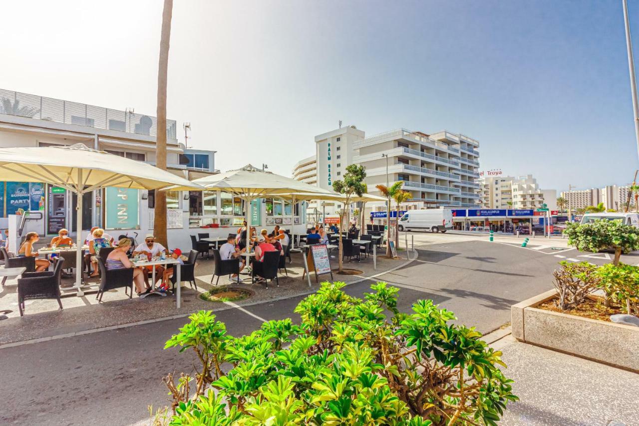 Front Of A Beach Aircon Las Americas Costa Adeje Πλάγια ντε λας Αμέρικας Εξωτερικό φωτογραφία